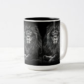 Majestic Gray Lions Zweifarbige Tasse (VorderseiteRechts)