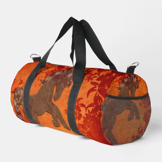 Majestic Horry in Asian Floral Tapestry Duffle Bag (Rechte Ecke)