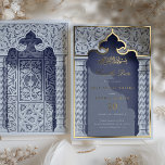 Majestic Islamic Arch Save the Date Folieneinladung<br><div class="desc">Feiern Sie Ihre kommende Hochzeit mit einer Touch von Grandeur mit dieser majestätischen Save the Date Folie Einladungskarte. Das Design wird durch die Schönheit der islamischen Architektur inspiriert, mit einem detaillierten Bogengang, der mit arabischen Motiven verziert ist. Eine Mischung aus coolem Schiefer und warmen Grautönen schafft eine harmonische Kulisse, während...</div>