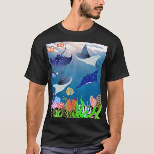 Majestic Manta Rays unter blauem Unterwasser-Wunde T-Shirt (Vorderseite)