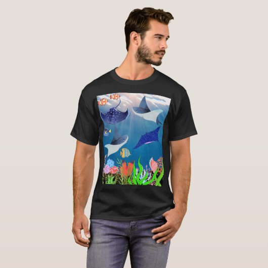 Majestic Manta Rays unter blauem Unterwasser-Wunde T-Shirt (Vorne ganz)