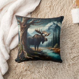 Majestic Moose by Mountain River bei Dusk Kissen