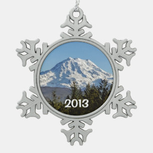 Majestic Mt Rainier Schneeflocken Zinn-Ornament