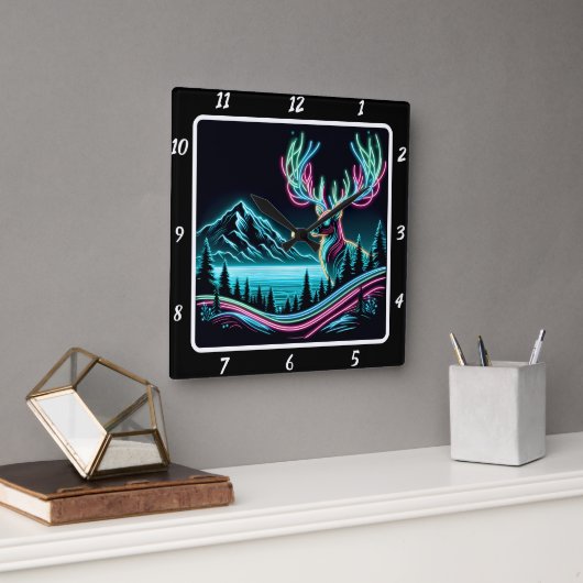 Majestic Neon Deer Wall Art Quadratische Wanduhr (Büro)