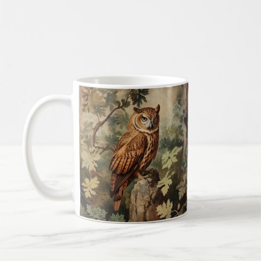 Majestic Owl in einem Wald Kaffeetasse (Links)