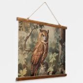Majestic Owl in einem Wald Wandteppich Mit Holzrahmen (Gewinkelt)