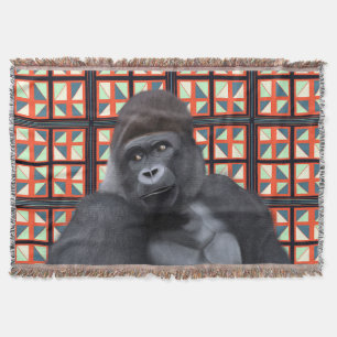 Majestic Sitting Gorilla auf roter Geometrie Decke
