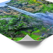 Majestic Spring Waterfall Poster (Ecke)