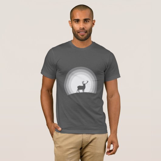 Majestic Stag Silhouette Under Lunar Light T-Shirt (Vorne ganz)