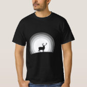 Majestic Stag Silhouette Under Lunar Light T-Shirt (Vorderseite)