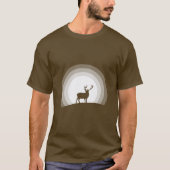 Majestic Stag Silhouette Under Lunar Light T-Shirt (Vorderseite)