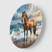 **"Majestic Stride: Proud Brown Horse on Beach Große Wanduhr (Winkel)