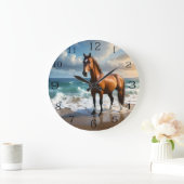 **"Majestic Stride: Proud Brown Horse on Beach Große Wanduhr (Zuhause)