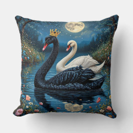 Majestic Swans unter Moonlit Sky Kissen