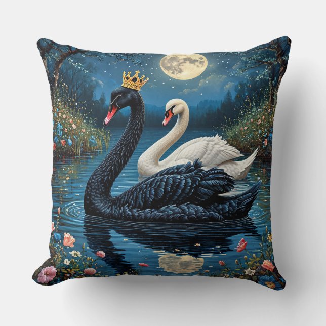 Majestic Swans unter Moonlit Sky Kissen (Vorderseite)