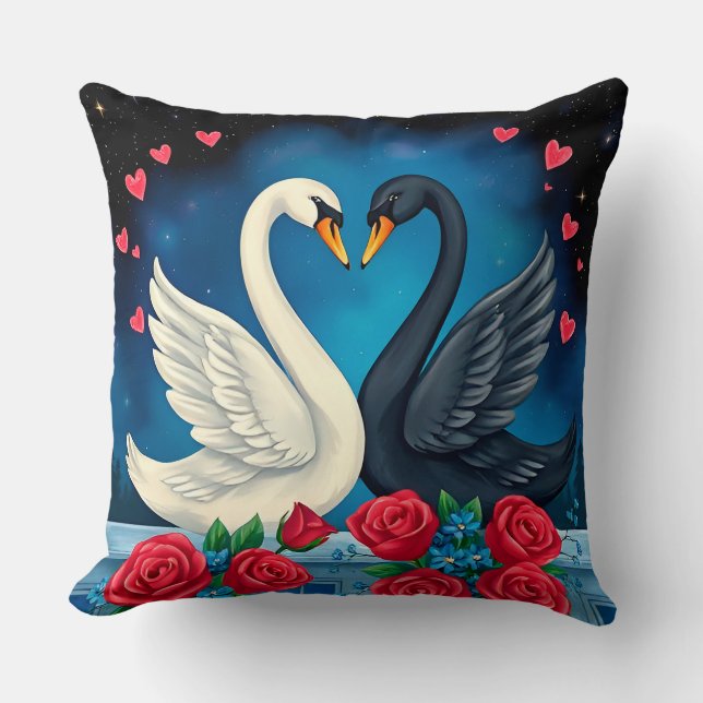 Majestic Swans unter Moonlit Sky Kissen (Vorderseite)