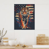 Majestic Tiger Stehend stolz von amerikanischer Fl Poster (Küche)