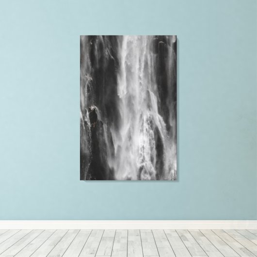 Majestic Wasserfall Boka, Slowenien, schwarz und w Leinwanddruck (Insitu (Holzboden))