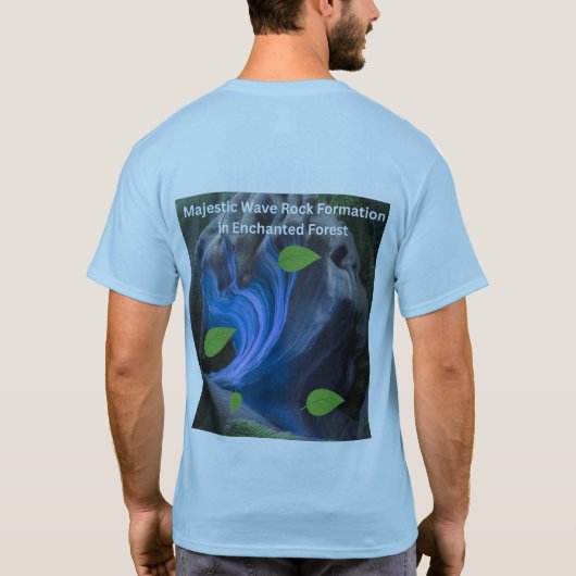 Majestic Wave Rock Formation in Enchanted Forest T-Shirt (Rückseite)