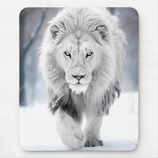 Majestic White Lion im Winter Wonderland Design Mousepad (Vorne)