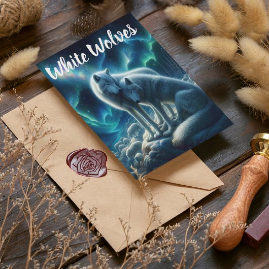 Majestic White Wolves Ruhen Postkarte