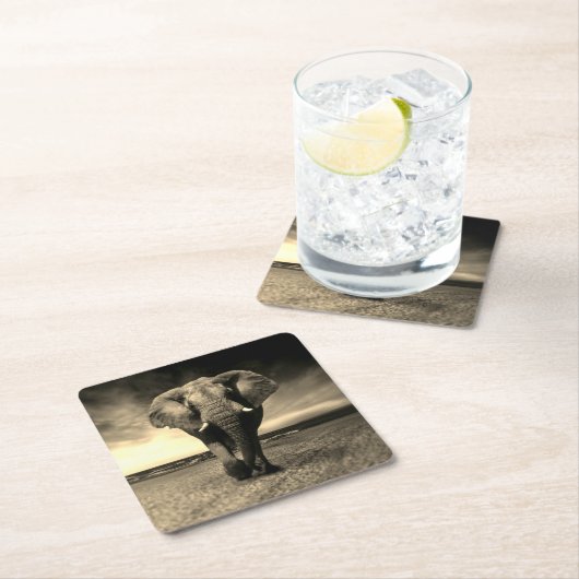 Majestic Wild Bull Elephant in Sepia Rechteckiger Pappuntersetzer (Vor Ort)