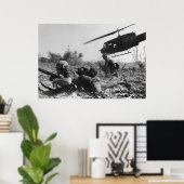 Major Crandalls UH-1D-Hubschrauber im Vietnamkrieg Poster (Heimbüro)