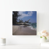 Makalawena Beach Quadratische Wanduhr (Zuhause)