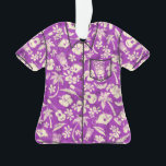 Makapuu Beach Hawaiian Batik Aloha Shirt Ornament<br><div class="desc">Violett-Farbweg. Ein Konversationsausdruck aus Tikis,  Palmen,  tropischen Fischen,  Seeteufel,  Hibiskus und Plumeria Blume erinnern an die Entwürfe,  die in Vintagen Aloha-Shirts in den 40er und 50er Jahren verwendet wurden. Die Batik-Textur fügt eine einzigartige Textur im gesamten Design hinzu und kommt in verschiedenen Farbtönen.</div>