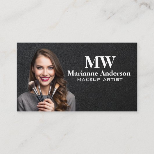 Make up Artist Holding Brushs Terminkarte (Vorderseite)