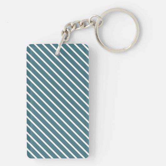 Make Your Style Stand Out with a Minimal Keychain Schlüsselanhänger (Rückseite)
