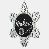 Maker und Garntypografie Schneeflocken Zinn-Ornament (Rechts)