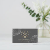 Makeup Artist Hair Stylist Dark Floral Gold Logo Visitenkarte (Stehend Vorderseite)