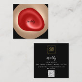 Makeup Artist QR Code Logo Red Black Nail Modern Quadratische Visitenkarte (Vorne/Hinten)