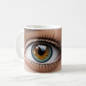Makro der weiblichen Augen Kaffeetasse (Vorderseite Links)