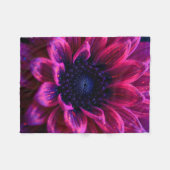 Makro Fuchsiennebel Fleecedecke (Vorderseite (Horizontal))