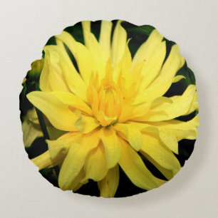 Makroaufnahme einer gelben Dahlie Rundes Kissen