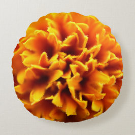 Makroaufnahme einer orangefarbenen Blüte Rundes Kissen