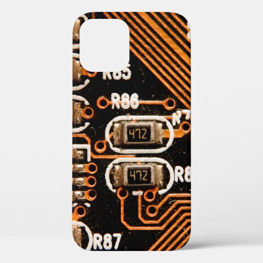 Makroaufnahme von Schaltbrett, Kabeln, Kondensator Case-Mate iPhone Hülle (Rückseite)