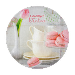 Makronen im KItchen-Schneidausschuss - rund Schneidebrett