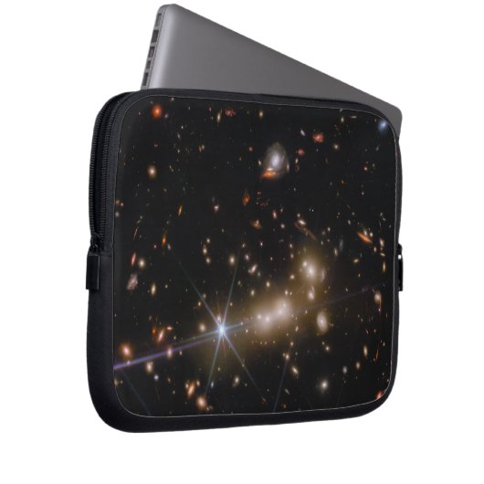 MAKS0647 | Gravitationslinseneffekt | JWST Laptopschutzhülle (Vorne Rechts)