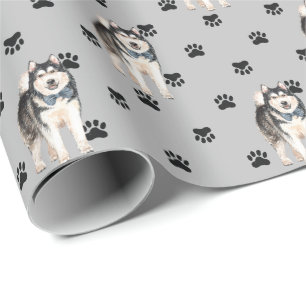 Malamute Dog Paw Druckmuster auf Silber Geschenkpapier