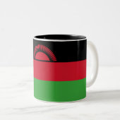Malawi-Flagge Zweifarbige Tasse (VorderseiteRechts)