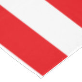 Malaysia-Flagge Tischdecke (Schrägansicht)