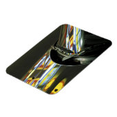 Malaysia, Melaka. Neonreflektionen im Auto Magnet (Linke Seite)