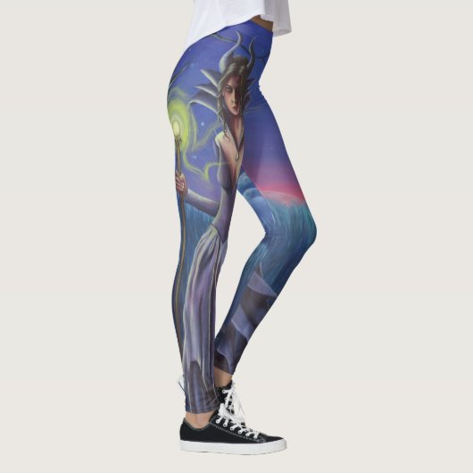 Maleficent ganz über Leggings (Rechts)