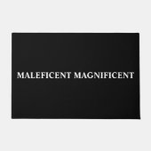 MALEFIZENT MAGNIFIZENT FUßMATTE (Vorderseite)
