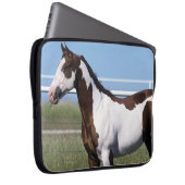 Malen Sie Pferd stehend Laptopschutzhülle (Vorne Rechts)