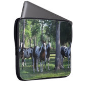 Malen Sie Pferde in den Bäumen Laptopschutzhülle (Vorne Rechts)