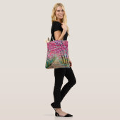 Malerei Aquarelllandschaft Rosa Farbe Tunne Tasche (Am Model)